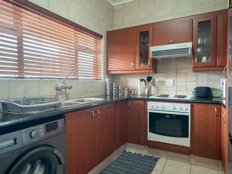 Spacious furnished flat - Photo 8