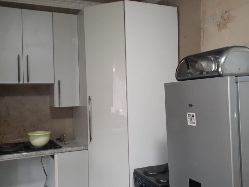 A home in a quiet locale  of CW5 yearning for a home lover - Photo 8