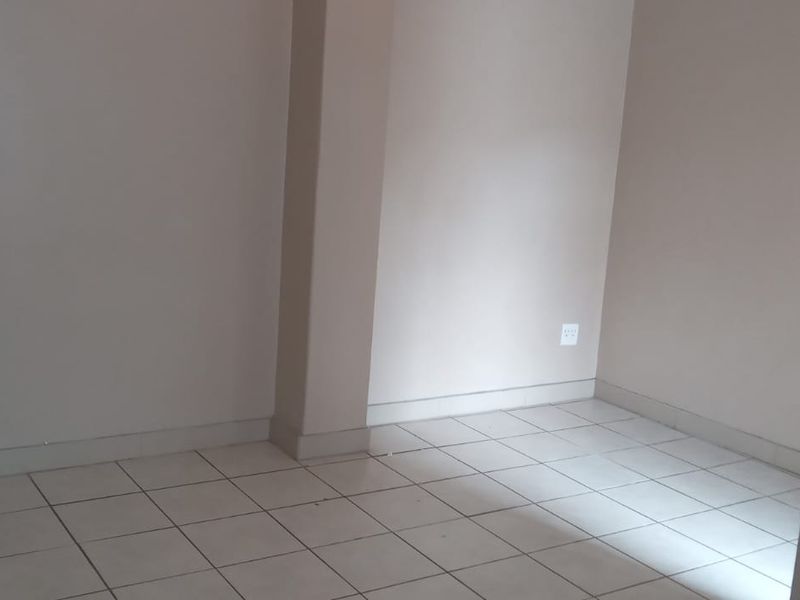 Boughton - 1 Bedroom Flat to Let - Photo 6