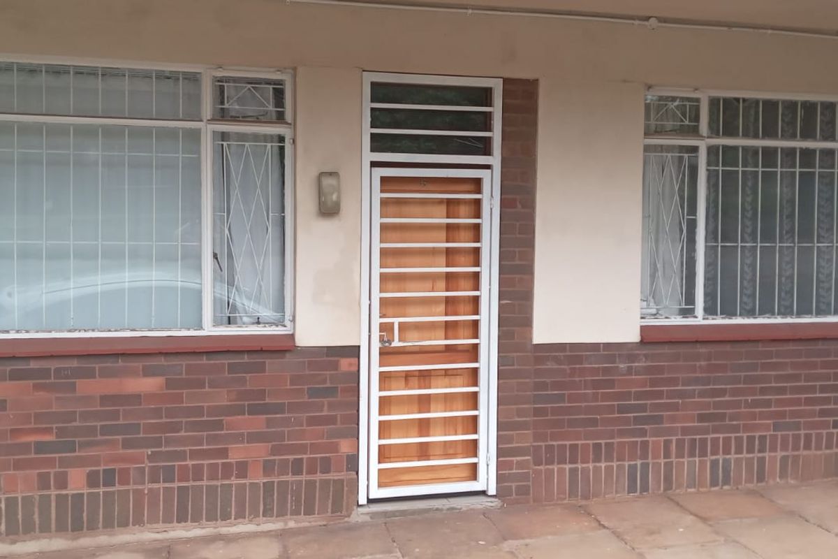 Boughton - 1 Bedroom Flat to Let - Photo 2