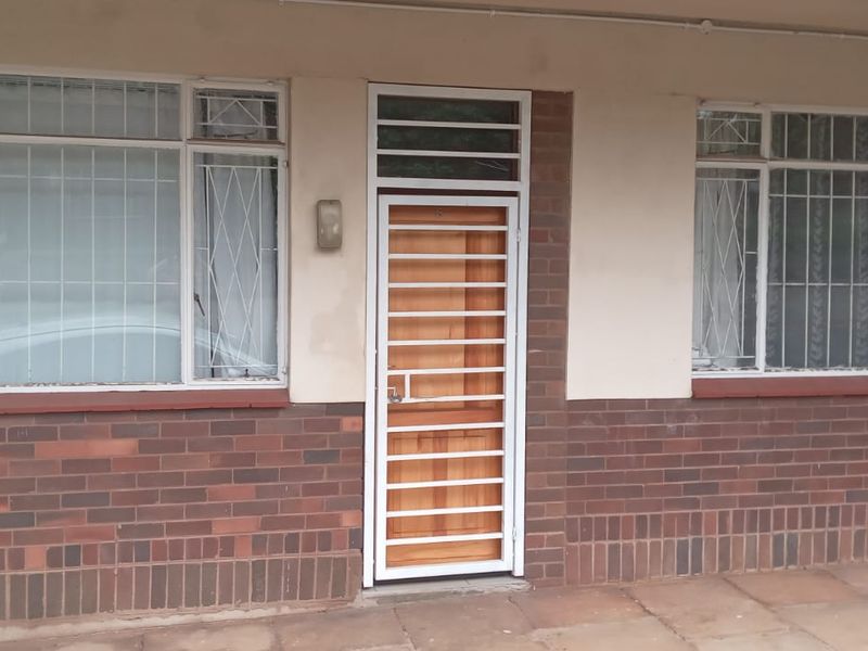 Boughton - 1 Bedroom Flat to Let - Photo 2