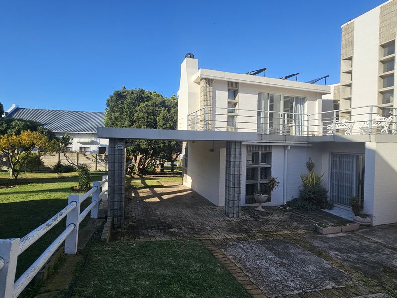 Distinctive Modular Home with Ocean Views & Solar Power Wavecrest - Photo 4