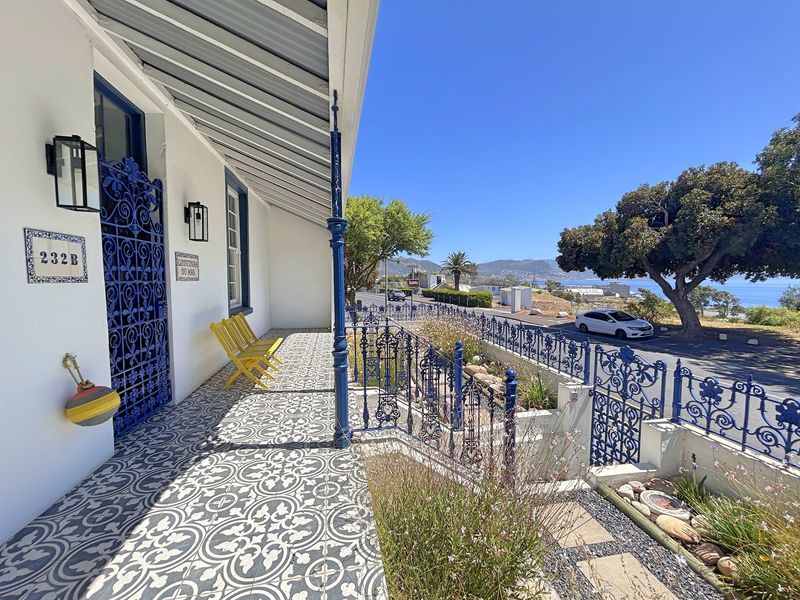 Alfresco Living with Mediterranean Influences - Photo 5