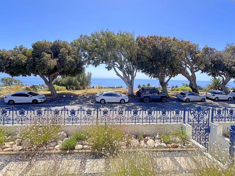 Alfresco Living with Mediterranean Influences - Photo 4
