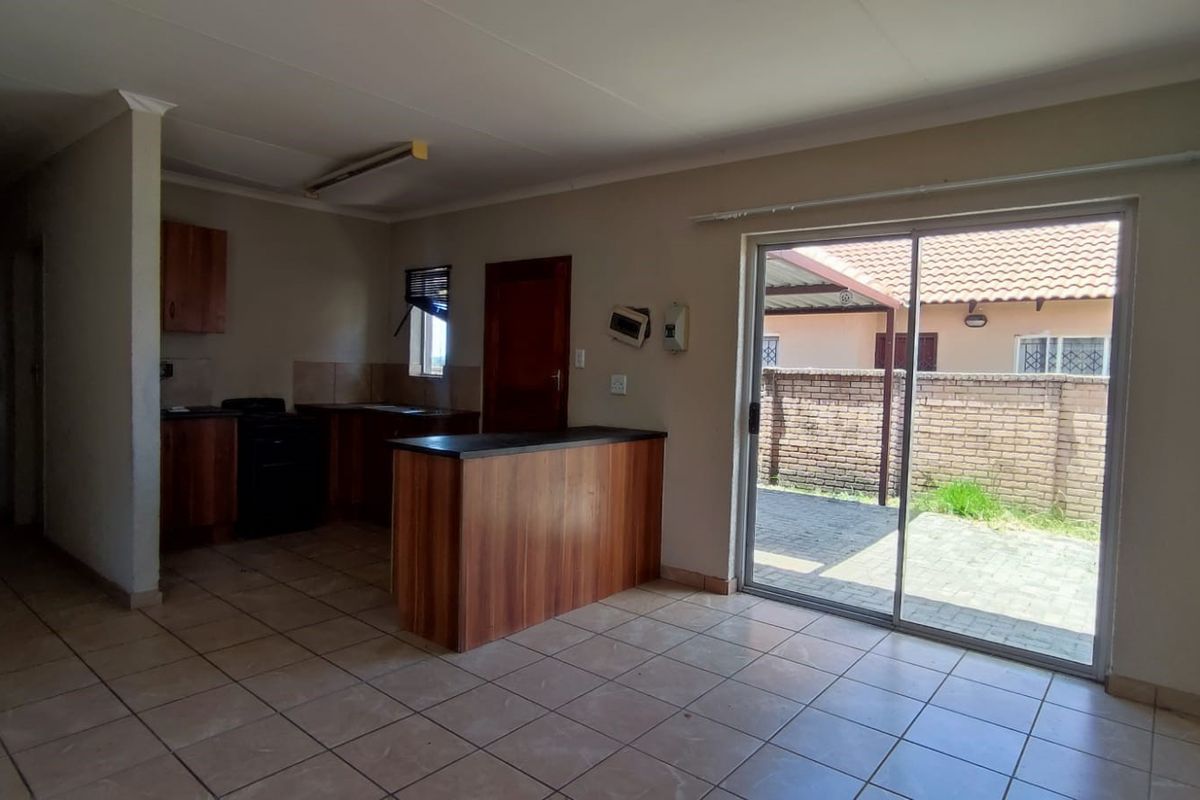 Three-Bedroom Home for Sale in Waterkloof Hills Estate - Photo 3