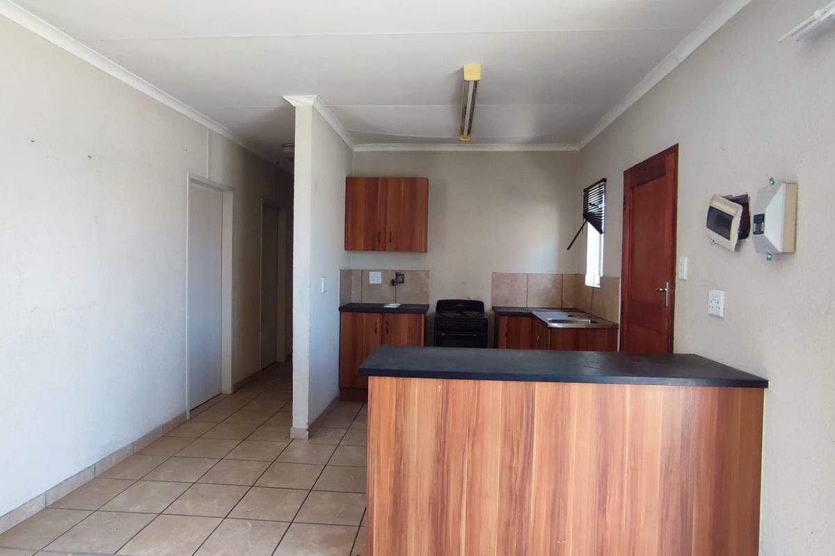 Three-Bedroom Home for Sale in Waterkloof Hills Estate - Photo 2