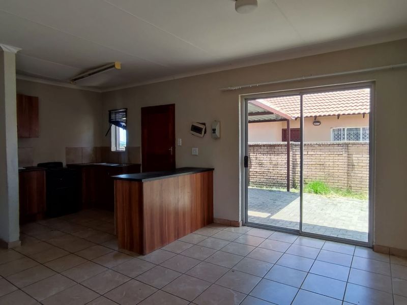 Three-Bedroom Home for Sale in Waterkloof Hills Estate - Photo 5