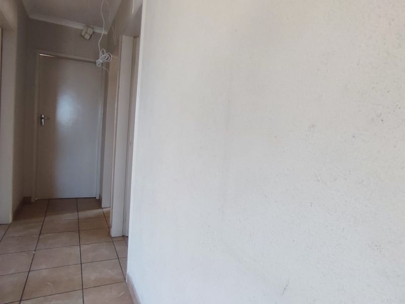 Three-Bedroom Home for Sale in Waterkloof Hills Estate - Photo 6