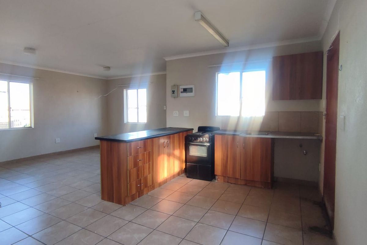 Three-Bedroom Home for Sale in Waterkloof Hills Estate - Photo 5