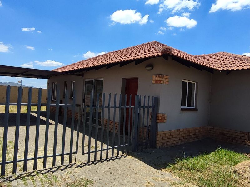 Three-Bedroom Home for Sale in Waterkloof Hills Estate - Photo 3