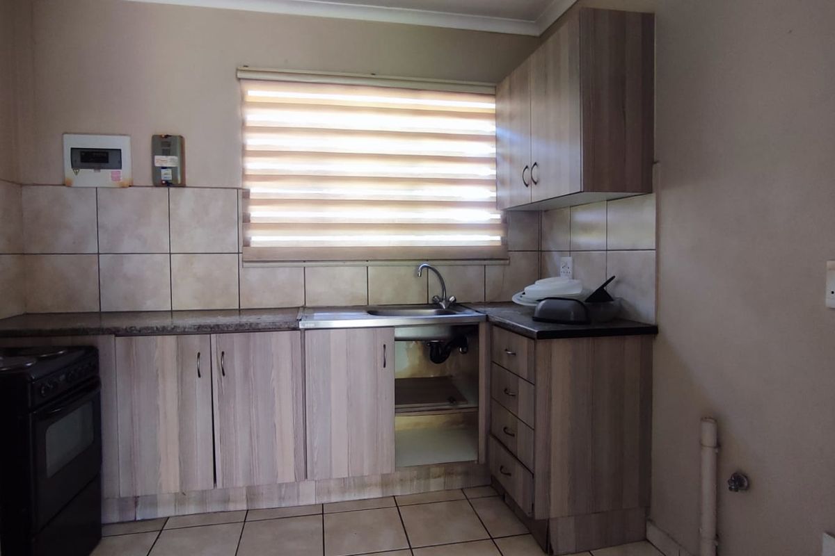 Three-Bedroom Home for Sale in Waterkloof Hills Estate - Photo 5