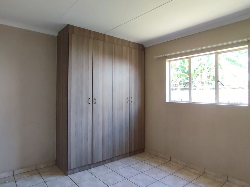 Three-Bedroom Home for Sale in Waterkloof Hills Estate - Photo 8