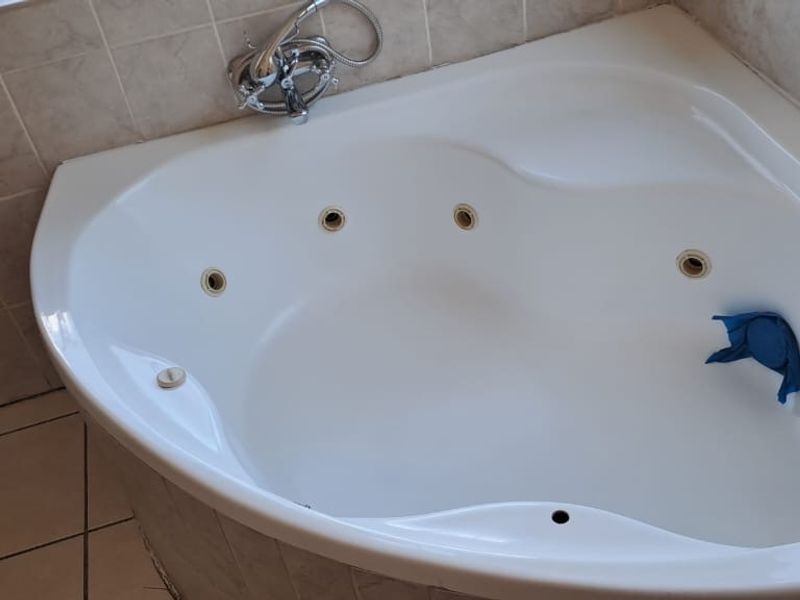 Large family house, big on family?this onevis for you!! - Photo 7