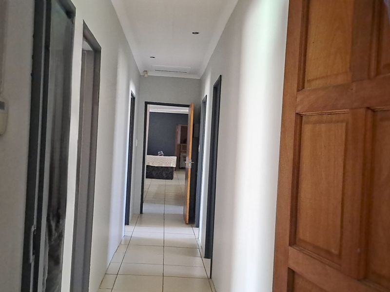 Large family house, big on family?this onevis for you!! - Photo 5