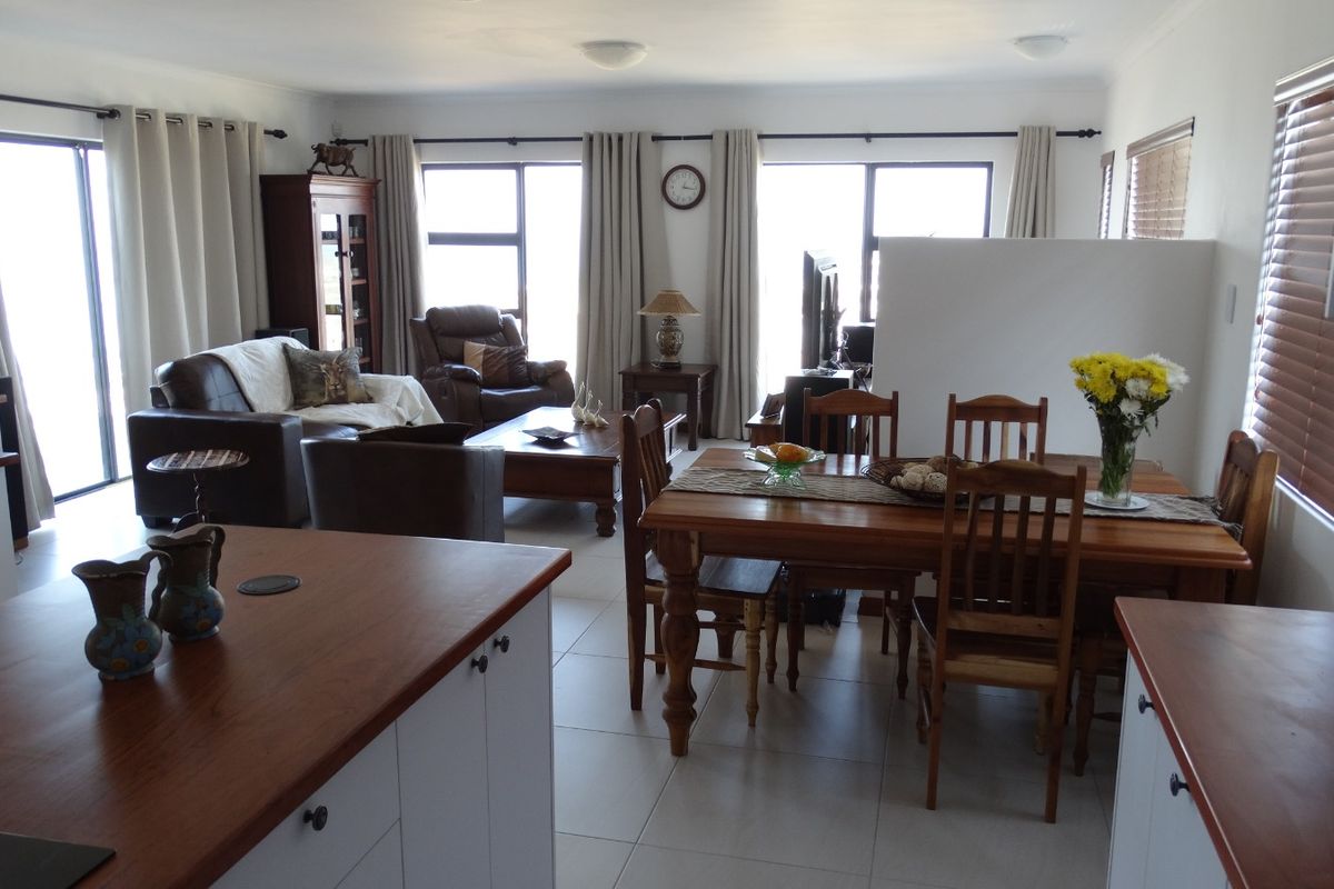 3 Bedroom for sale in Hoogland Estate Saldanha!!! - Photo 3
