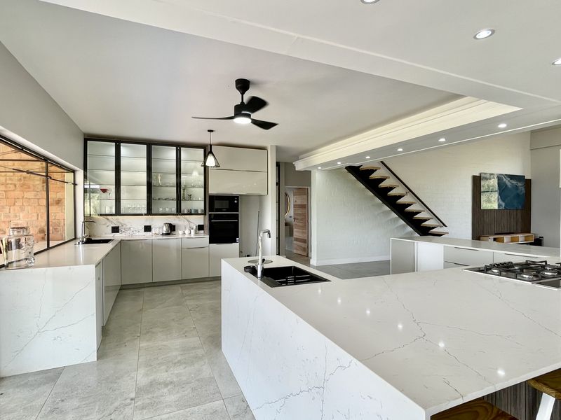 Architectural Waterfront Masterpiece in Bird Valley Estate, Cramond, Albert Falls - Photo 7