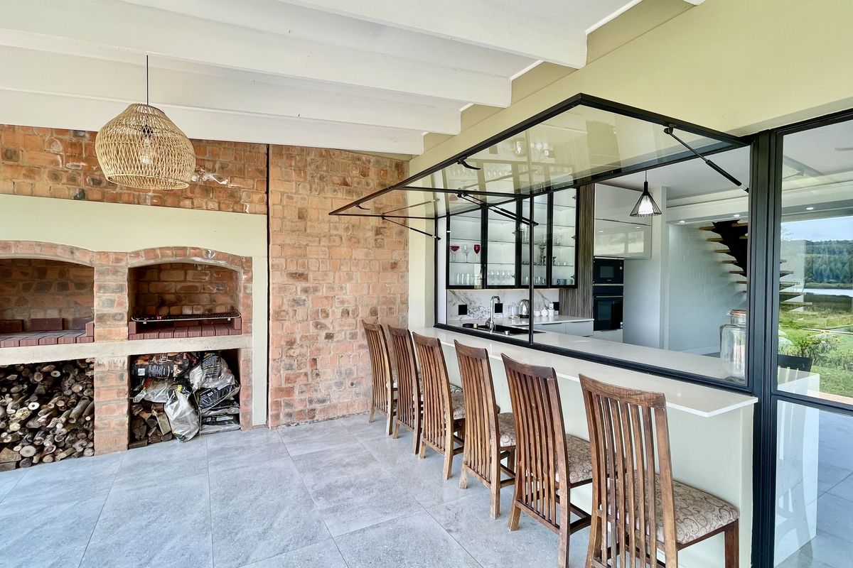 Architectural Waterfront Masterpiece in Bird Valley Estate, Cramond, Albert Falls - Photo 4