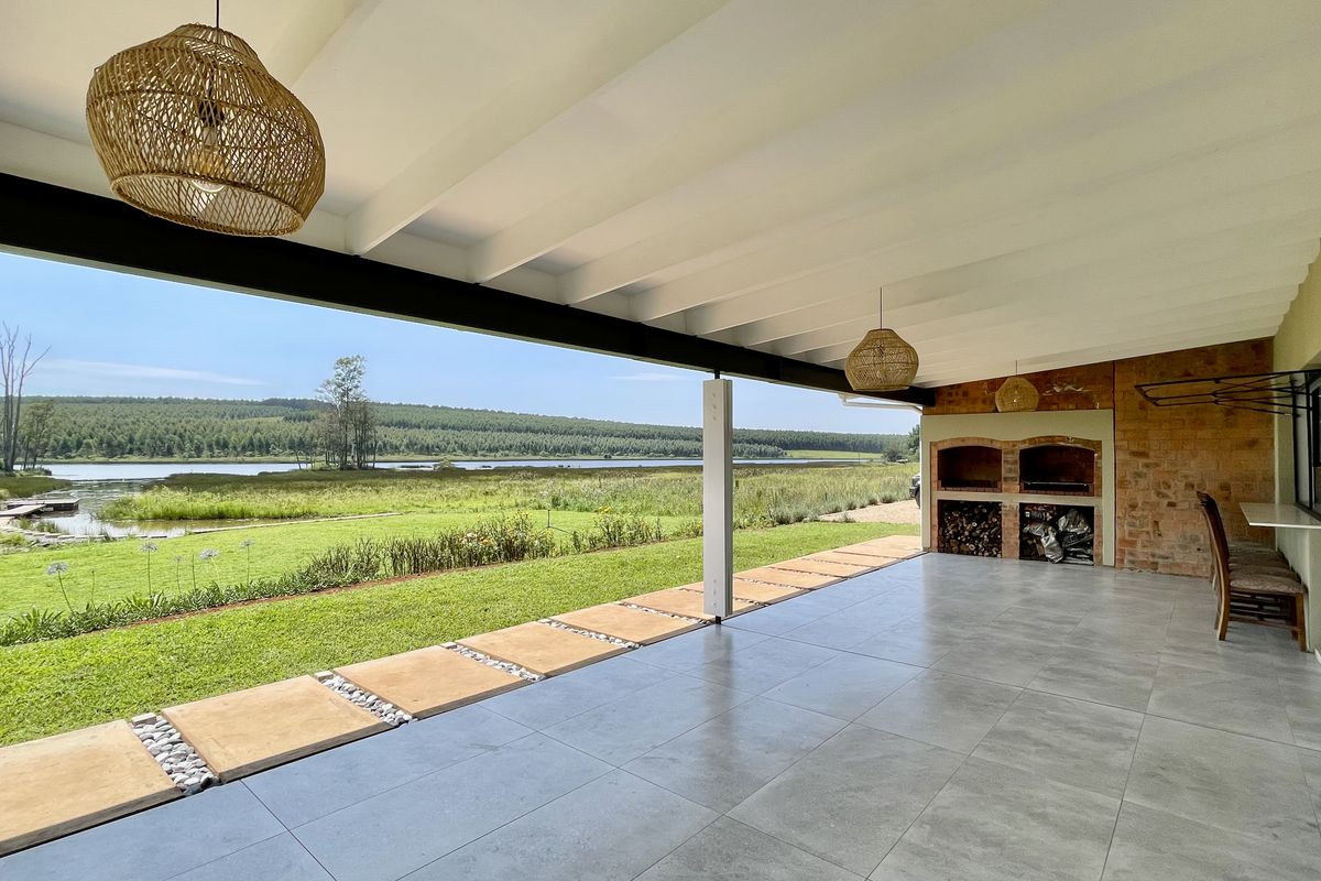 Architectural Waterfront Masterpiece in Bird Valley Estate, Cramond, Albert Falls - Photo 3
