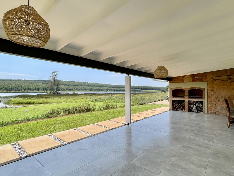 Architectural Waterfront Masterpiece in Bird Valley Estate, Cramond, Albert Falls - Photo 3
