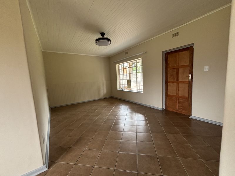 Extremely Neat Family Home - Photo 6