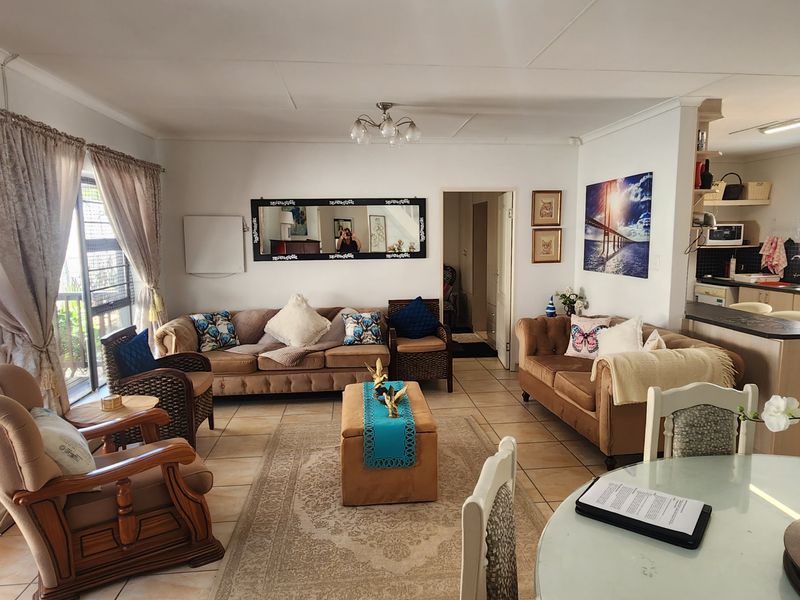 Dual living opportunity in Dana Bay - Photo 5