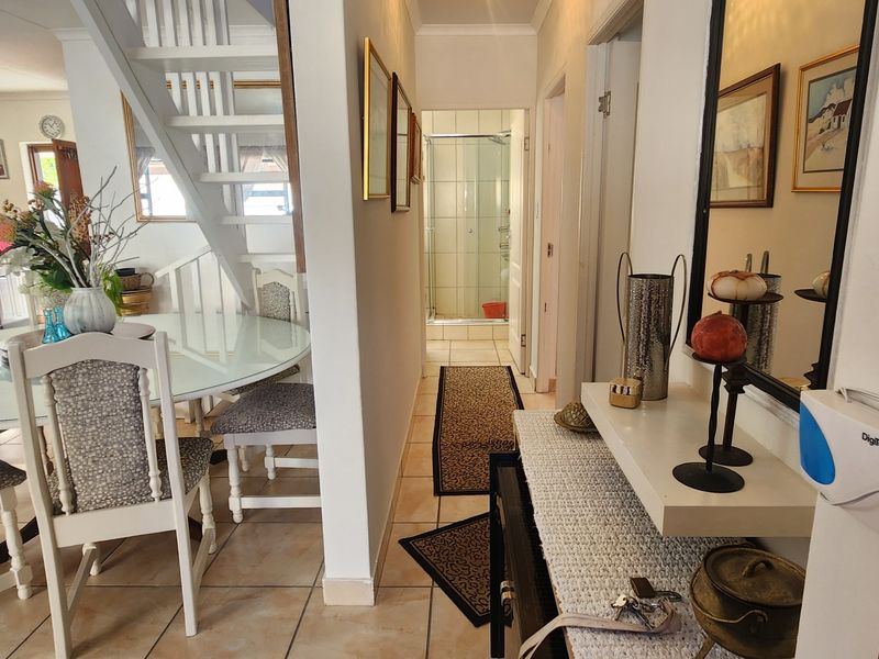 Dual living opportunity in Dana Bay - Photo 3