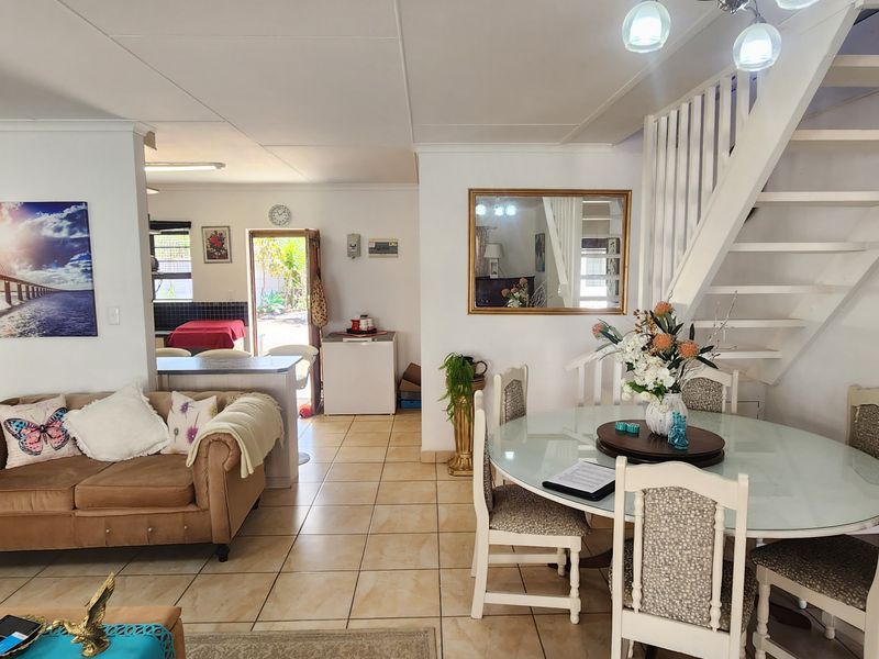 Dual living opportunity in Dana Bay - Photo 10