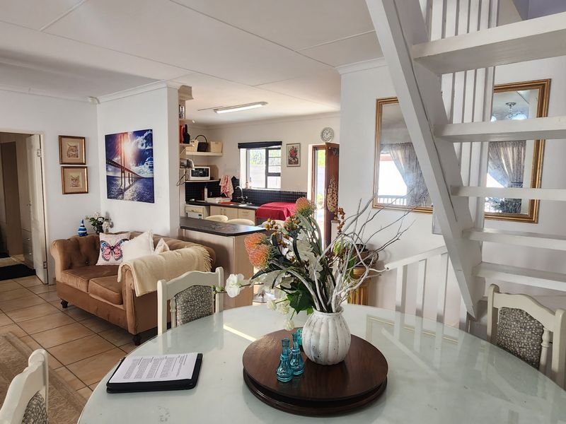 Dual living opportunity in Dana Bay - Photo 6