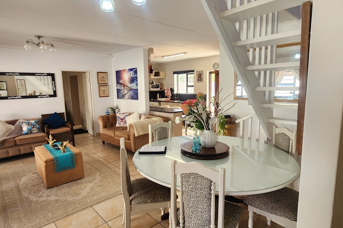 Dual living opportunity in Dana Bay - Photo 4