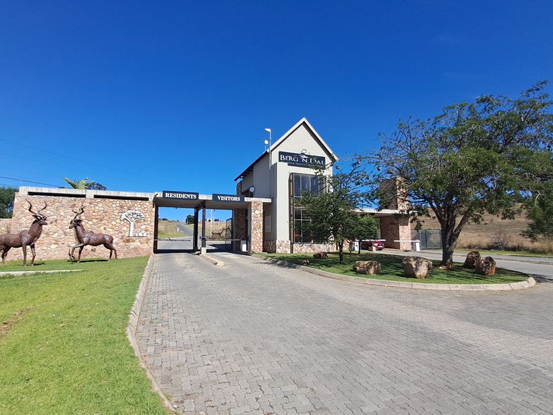 Vacant land in the Luxurious Berg en Dal Lifestyle  Country Estate - Photo 4