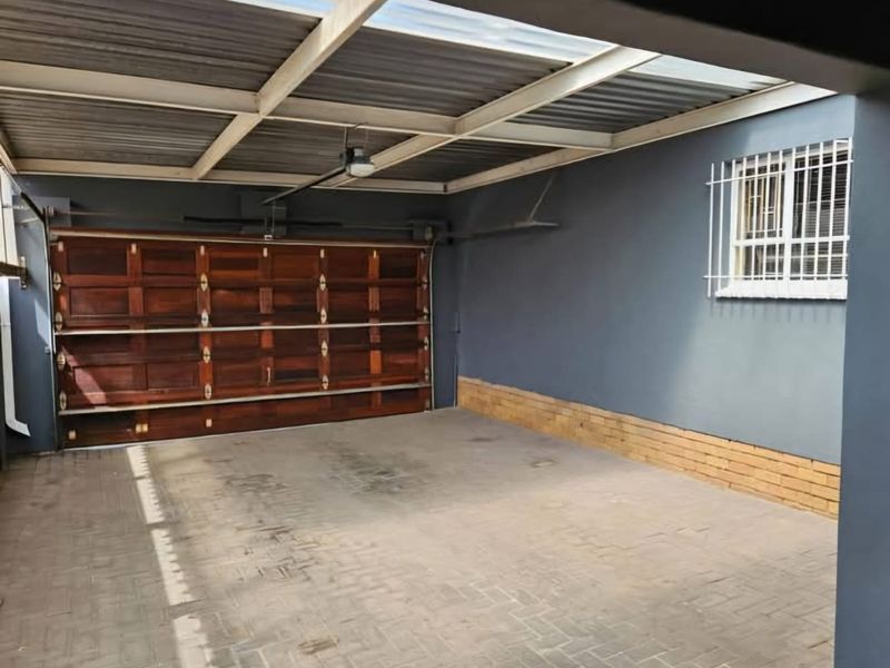 Sole and Exclusive Mandate - Photo 6