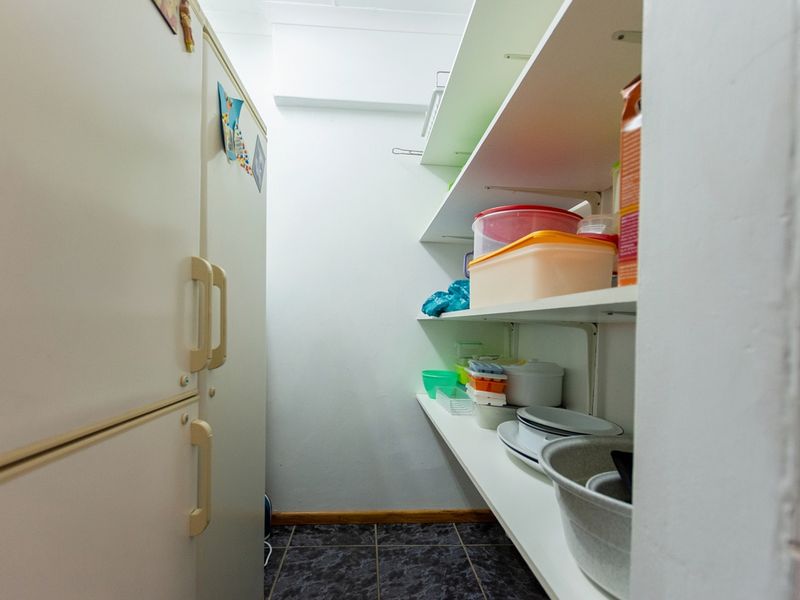 Comfortable Coastal Living with Character in Country Club - Photo 9