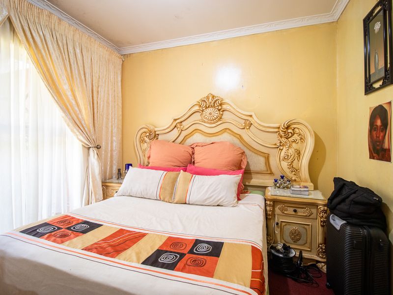 Family home with a massive garden — the perfect place to grow, relax, and make memories 🏡✨ - Photo 8