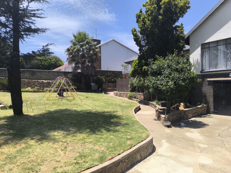 A Home with Heart, Space & Endless Possibility - Photo 2