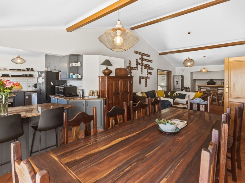 Comfort, Class, Coastal Living! - Photo 9