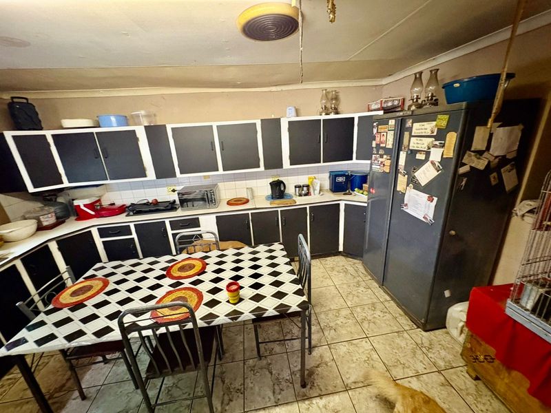 House For Sale In Volksrust - Photo 8