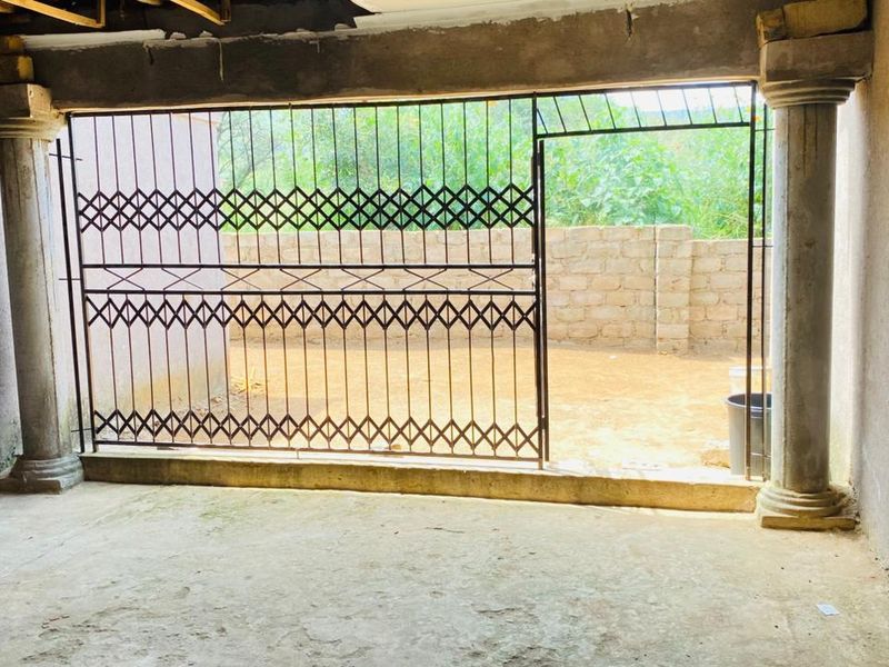 5-Bedroom Home for Sale in Tshikota – Great Investment Opportunity - Photo 8