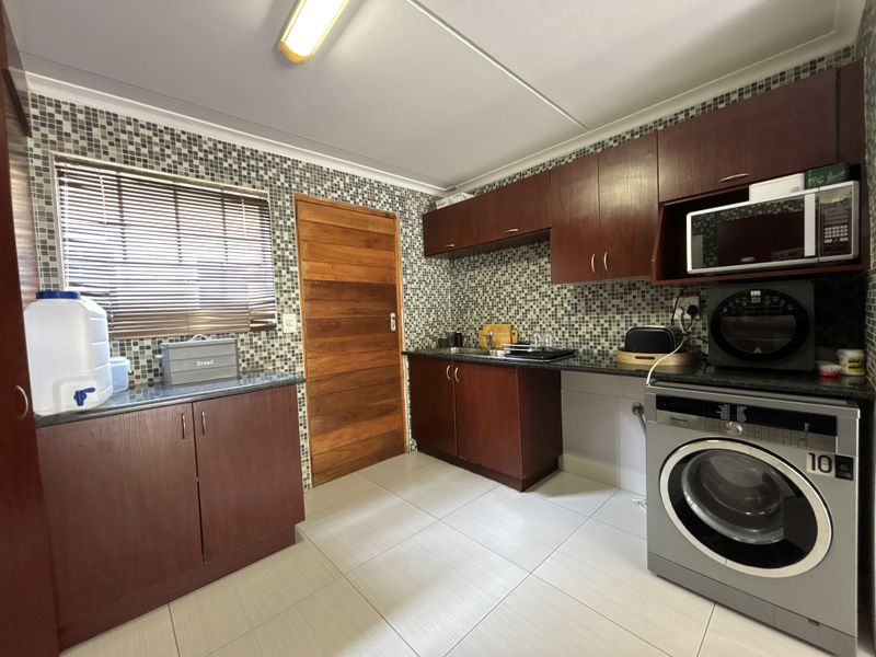 Modern, Private 3-Bedroom Townhouse in Villa Avante – Prime Rynfield Location - Photo 5