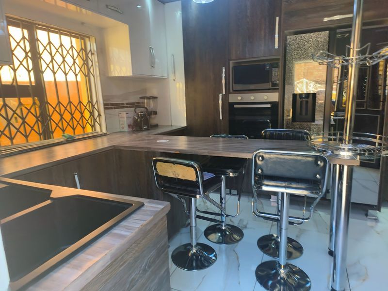 FOR SALE 3 Bedroom Family Home in Pienaarsdorp -Affordable and Well Located - Photo 9