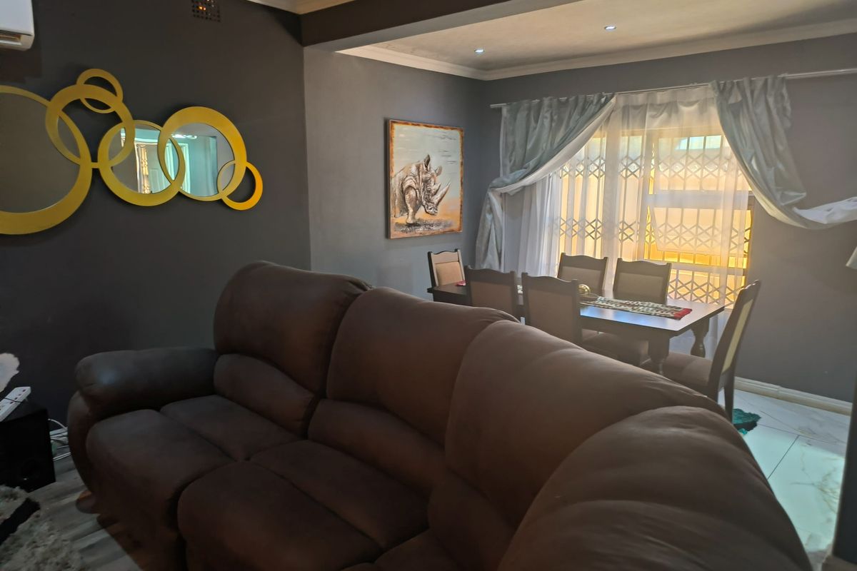 FOR SALE 3 Bedroom Family Home in Pienaarsdorp -Affordable and Well Located - Photo 5