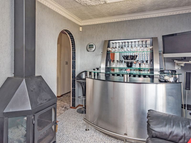 Your Dream Home Is Waiting In The Heart of Protea Glen Phase 1 - Photo 5