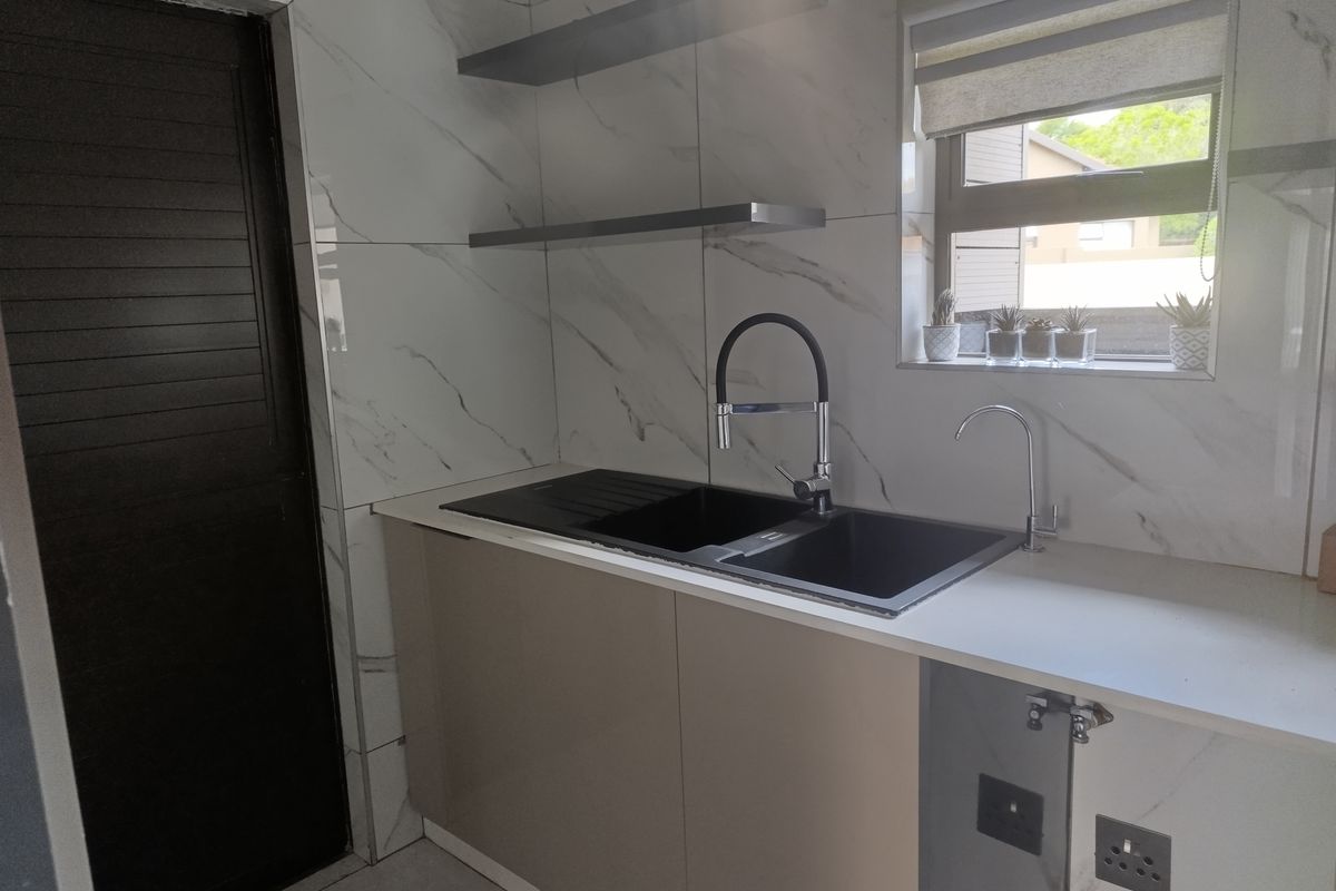 HOME FOR SALE IN BENFLEUR - Photo 4