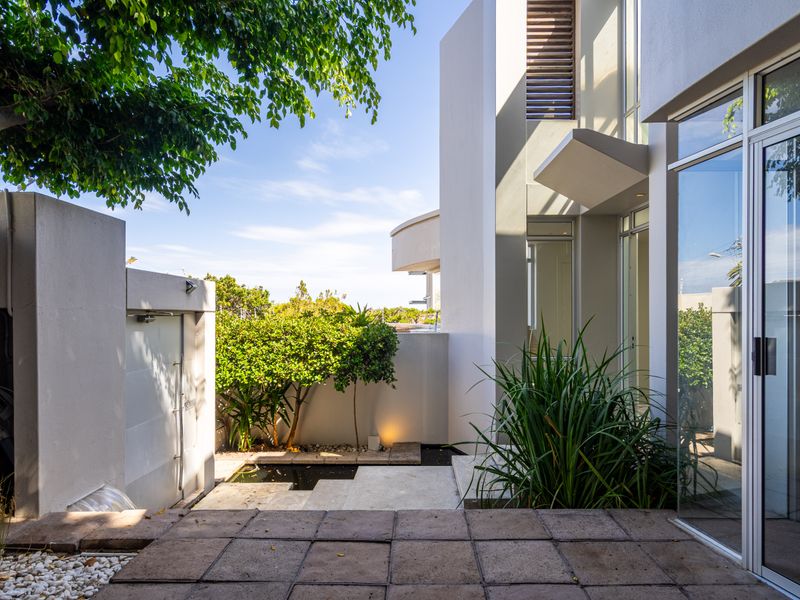 Bidding to start from R29,995,000 (plus VAT)!!! Live Luxury Auction! - Photo 10