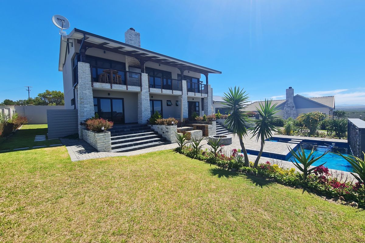 Opportunity in the Best Estate, Blue Waters Estate, in Jeffreys Bay - Photo 2
