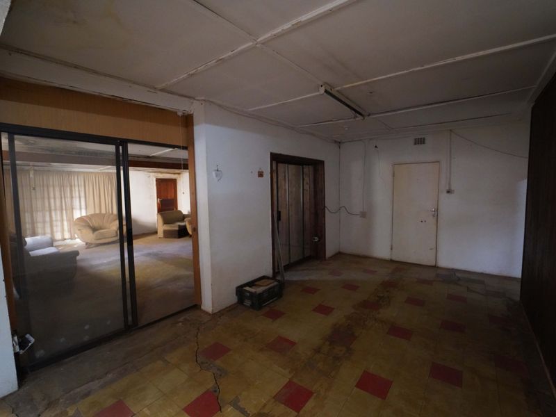 4.28 Ha Property zoned for general trade and hardware - Photo 10