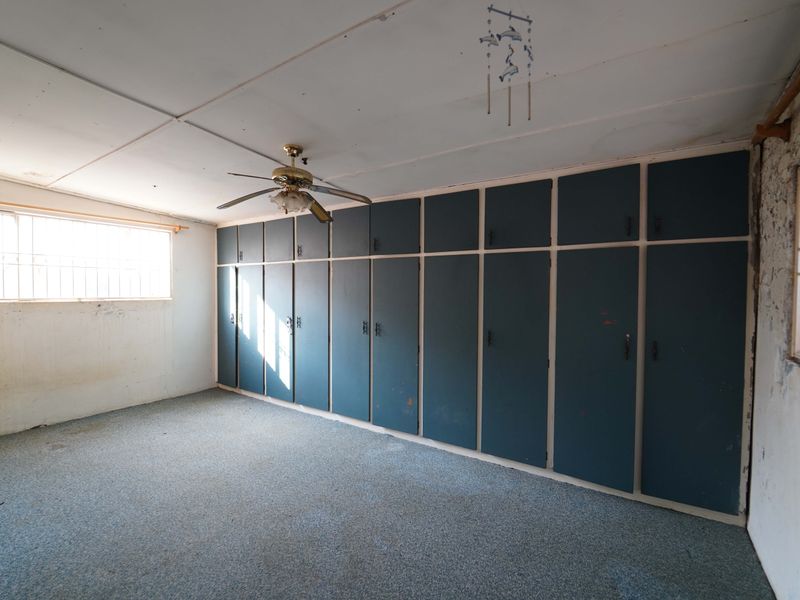 4.28 Ha Property zoned for general trade and hardware - Photo 8