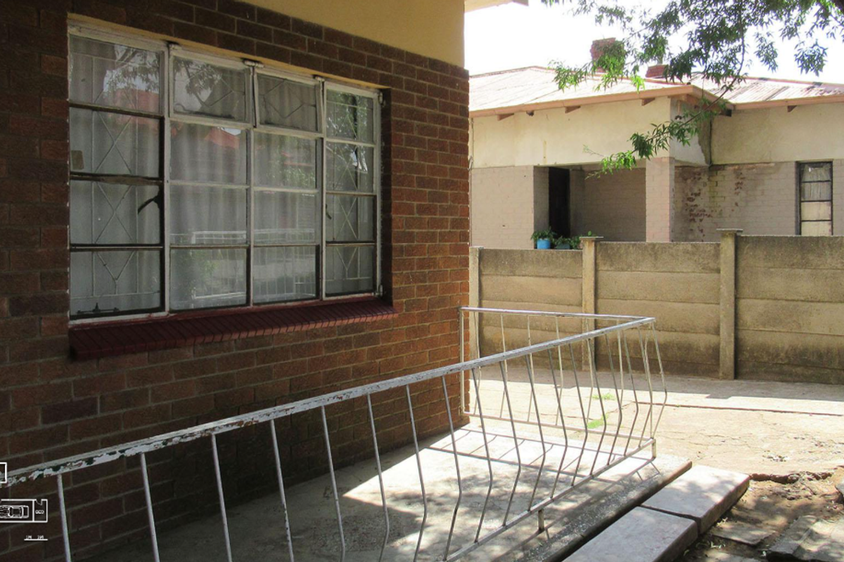 2 Bedroom for sale in Turffontein - Photo 3