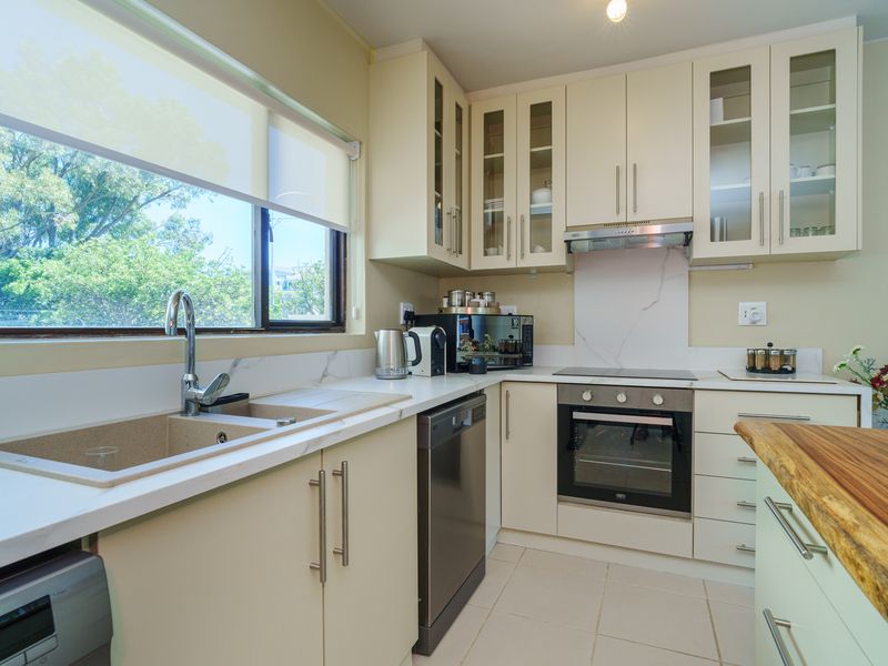 Furnished Apartment - Photo 10