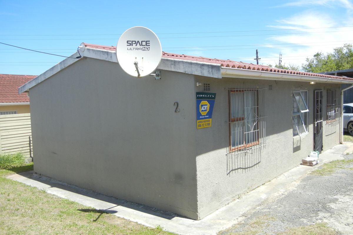 Well Priced Property - Photo 2