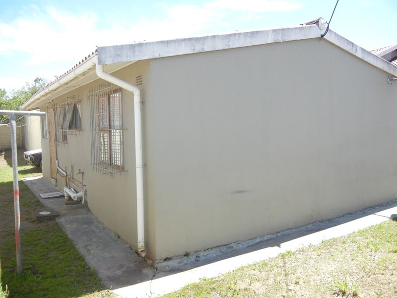 Well Priced Property - Photo 3